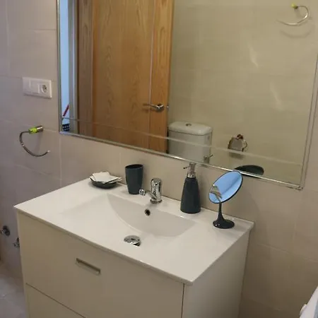 Апартаменти Casa Turistica Patio Cordobes - Parking Privado En La Juderia Кордова