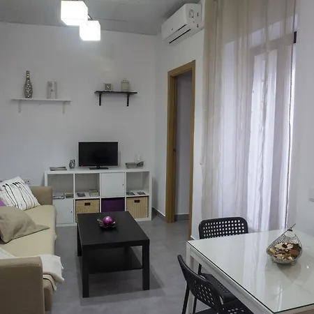 Апартаменти Casa Turistica Patio Cordobes - Parking Privado En La Juderia *