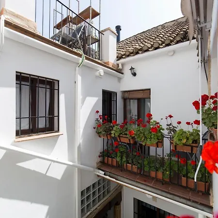 Casa Turistica Patio Cordobes - Parking Privado En La Juderia Apartmán *