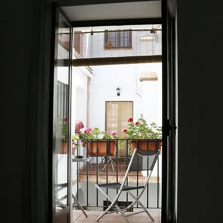 Daire Casa Turistica Patio Cordobes - Parking Privado En La Juderia
