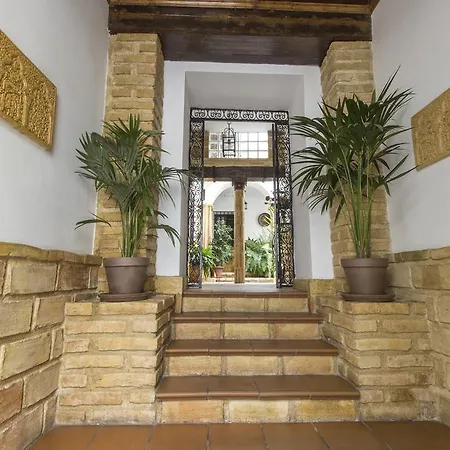 Casa Turística Patio Cordobés - Parking Privado En La Judería Cordova