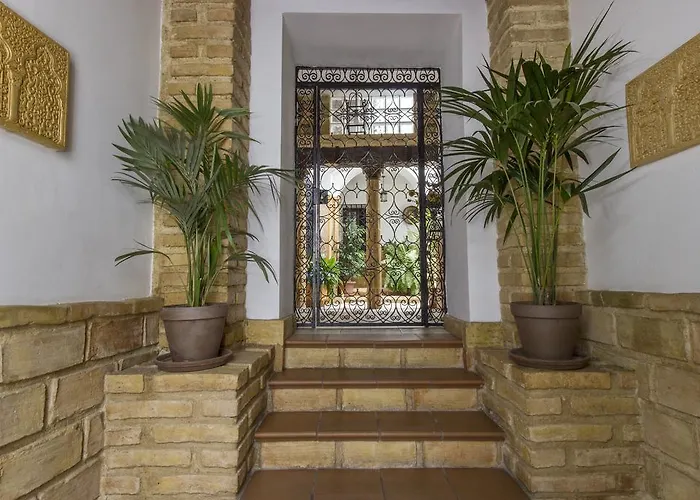 Casa Turistica Patio Cordobes - Parking Privado En La Juderia *