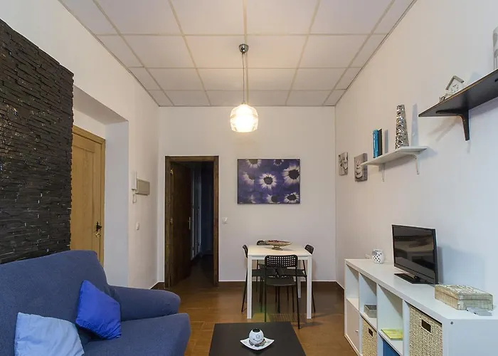 Casa Turistica Patio Cordobes - Parking Privado En La Juderia *