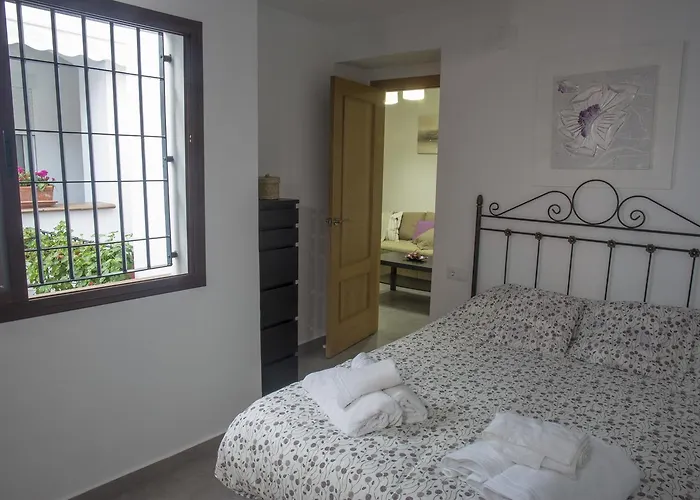 Διαμέρισμα Casa Turistica Patio Cordobes - Parking Privado En La Juderia *