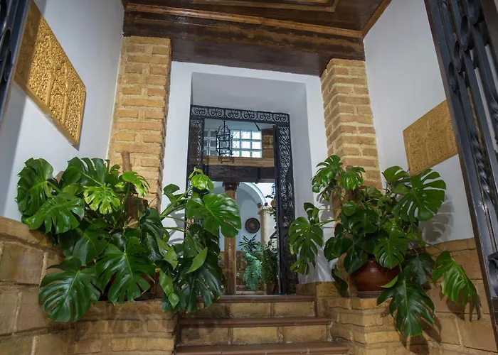 Casa Turistica Patio Cordobes - Parking Privado En La Juderia Apartment *