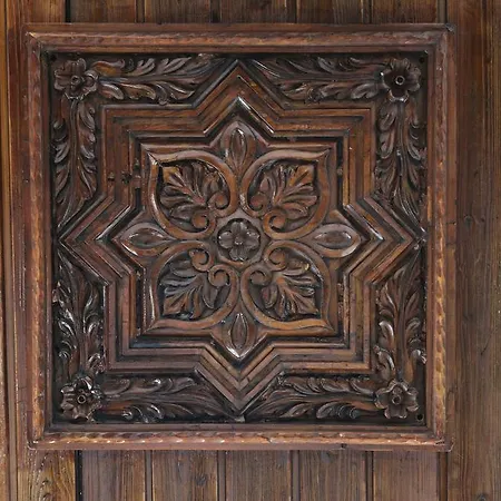 Casa Turistica Patio Cordobes - Parking Privado En La Juderia