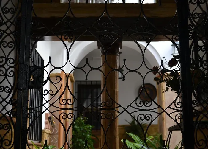 Appartamento Casa Turística Patio Cordobés - Parking Privado En La Judería Cordova