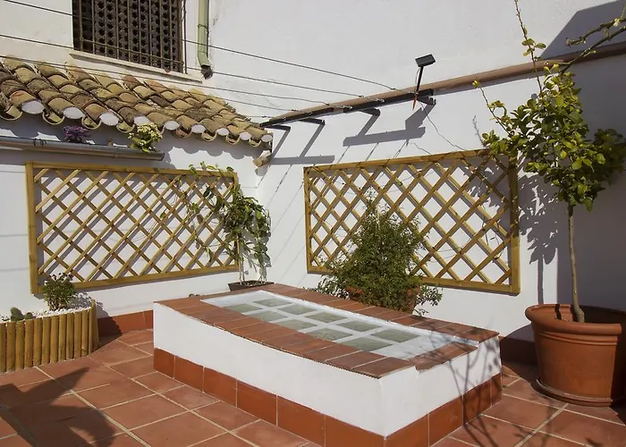 Casa Turística Patio Cordobés - Parking Privado En La Judería Cordova