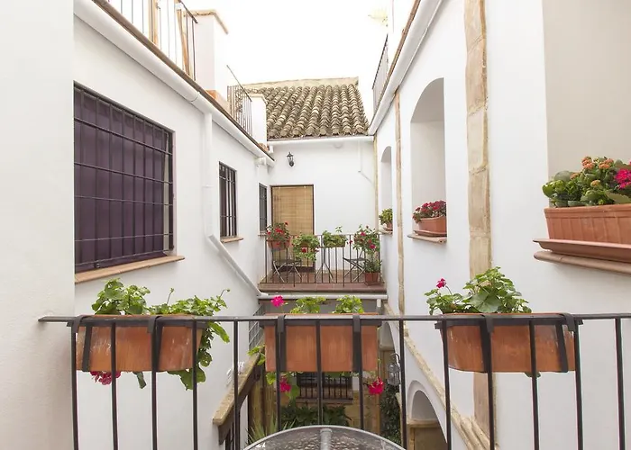 Casa Turística Patio Cordobés - Parking Privado En La Judería Appartamento *