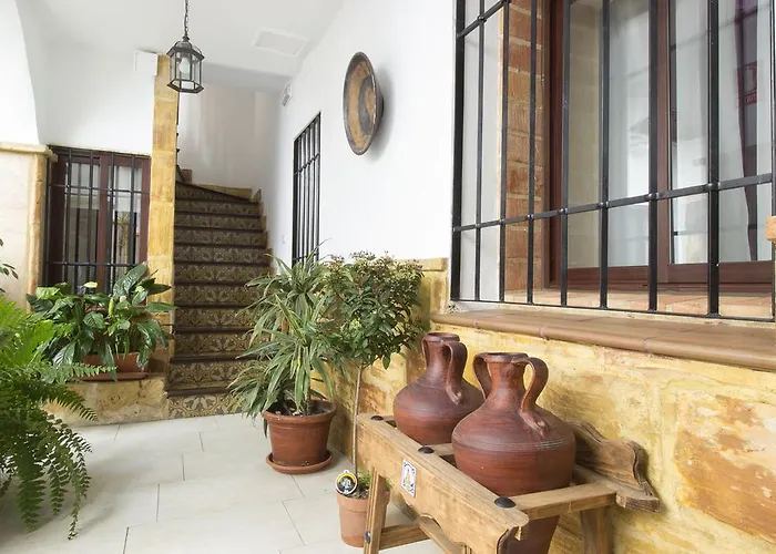 Casa Turística Patio Cordobés - Parking Privado En La Judería Cordova
